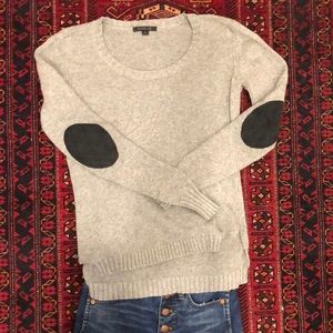 Rachel Zoe grey sweater